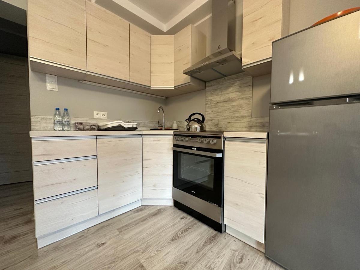 Apartament Przy Cieplickich Tezniach Jelenia Gora Exterior photo